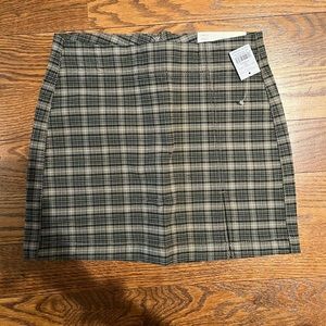 NEVER WORN American Eagle High Rise mini skirt